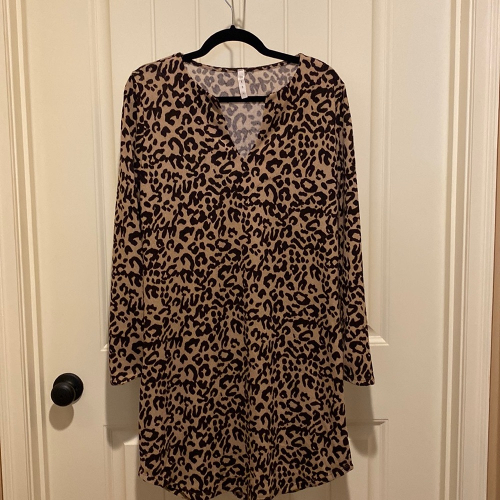 mts brand Leopard Lightweight Sweater Dress size Medium